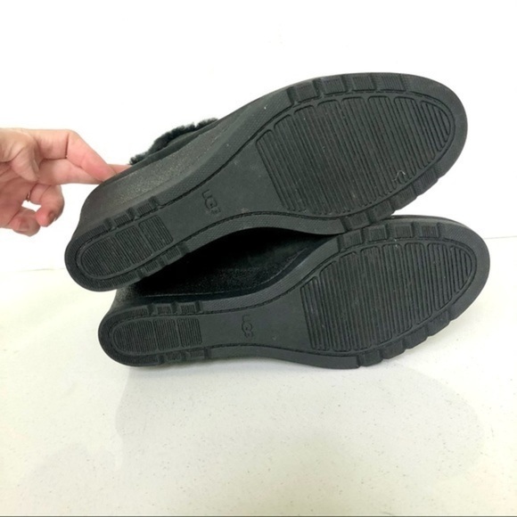 UGG Devorah Waterproof Wedge Boots size 9.5 - Picture 5 of 10